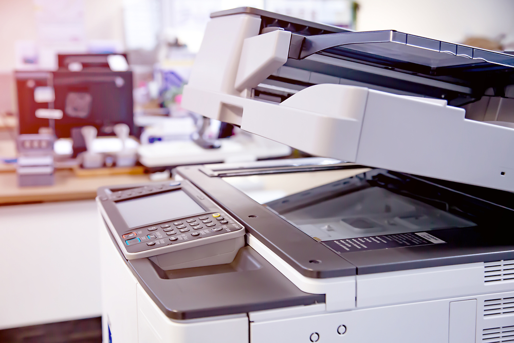Na dolgi rok je tisk z Xerox tiskalnikom cenovno ugodnejši, kot tisk z brizgalnim.